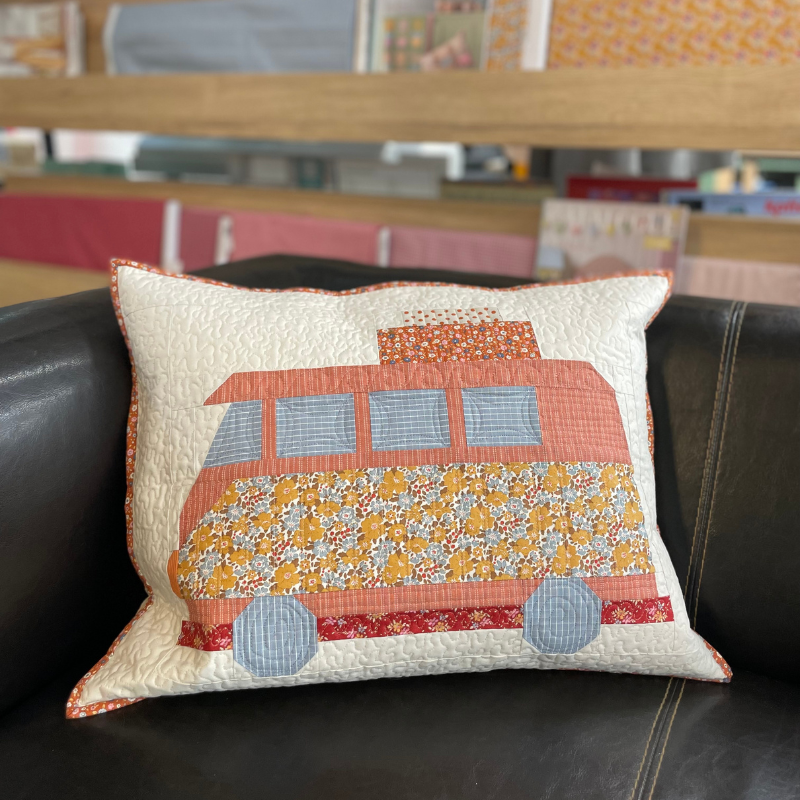 Corso Patchwork Cuscino "Anni '70" giovedì 20 e 27 novembre 14.30-16.30